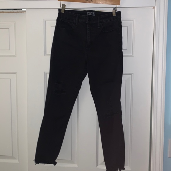 Abercrombie Curve Love High Rise Black Jeans - Picture 1 of 6